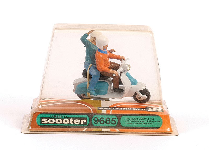 vintage scooter toy (vespa & lambreta) BRITAINS LAMBRETTA