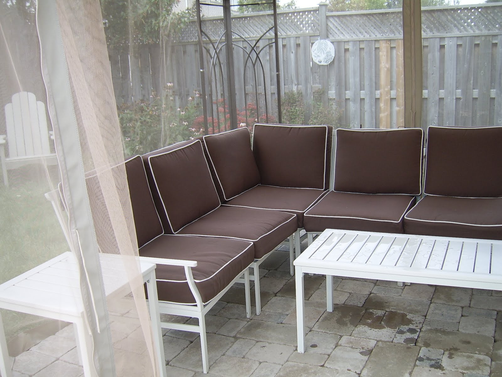 Rustic Maple Patio Dining Inspiration