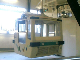 [090211_1039~01001-789211.JPG]