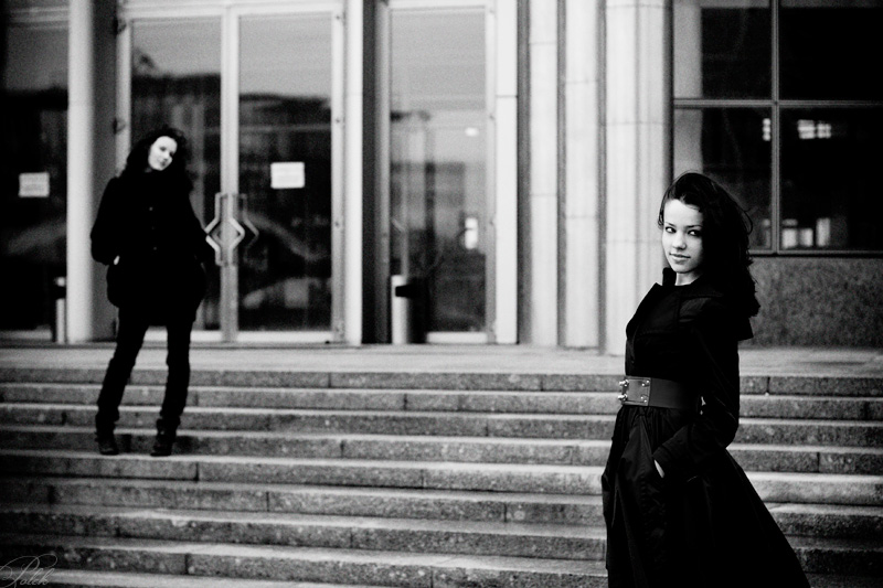 [two_girls_by_Lucem.jpg]