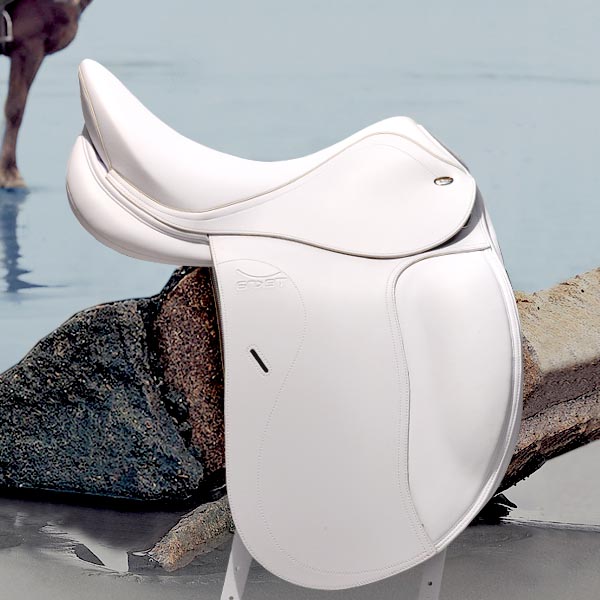 brown v black dressage saddle question page 3 the forum brown v black dressage saddle question page 3 the forum