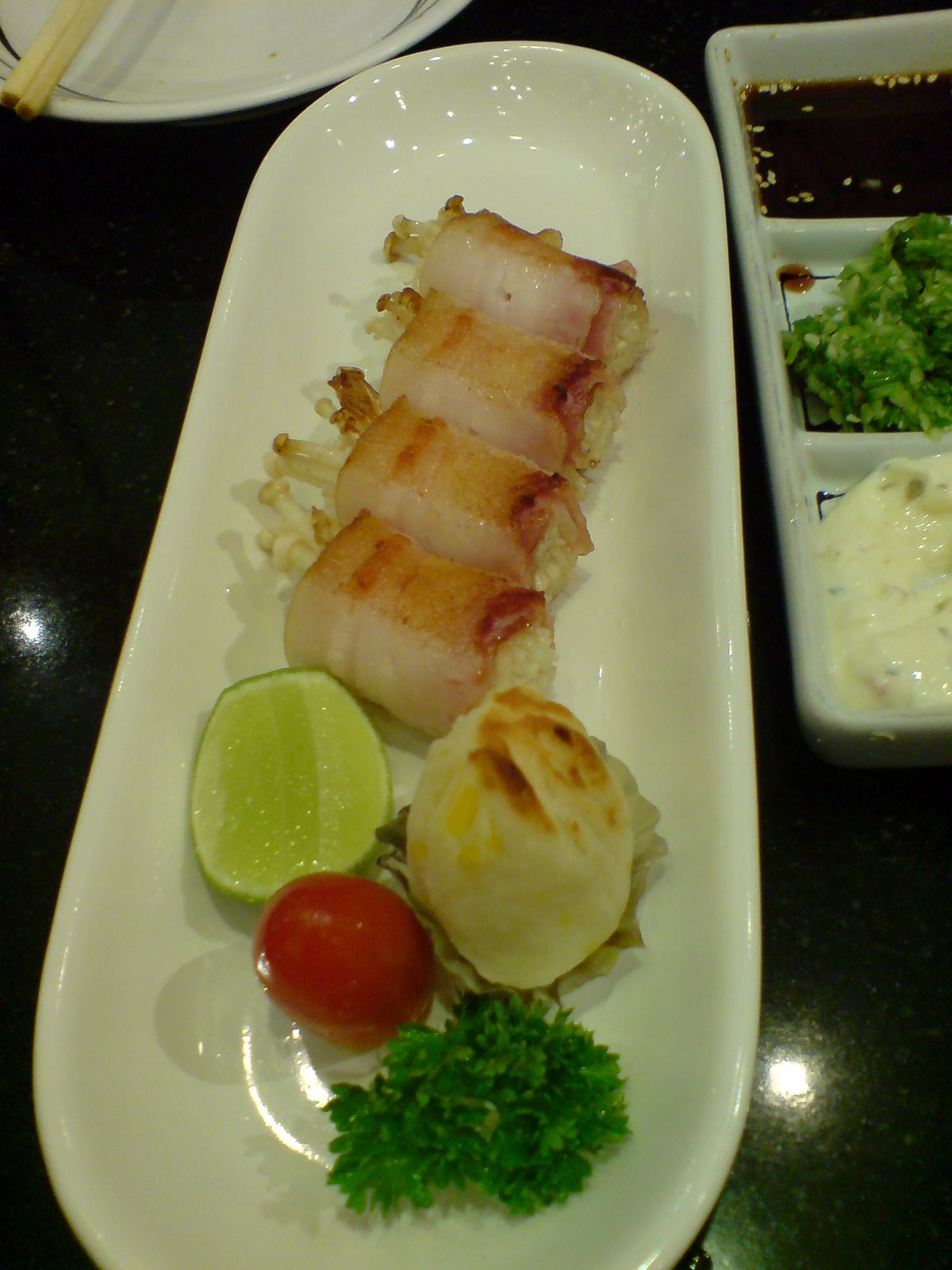 [03036.JPG]