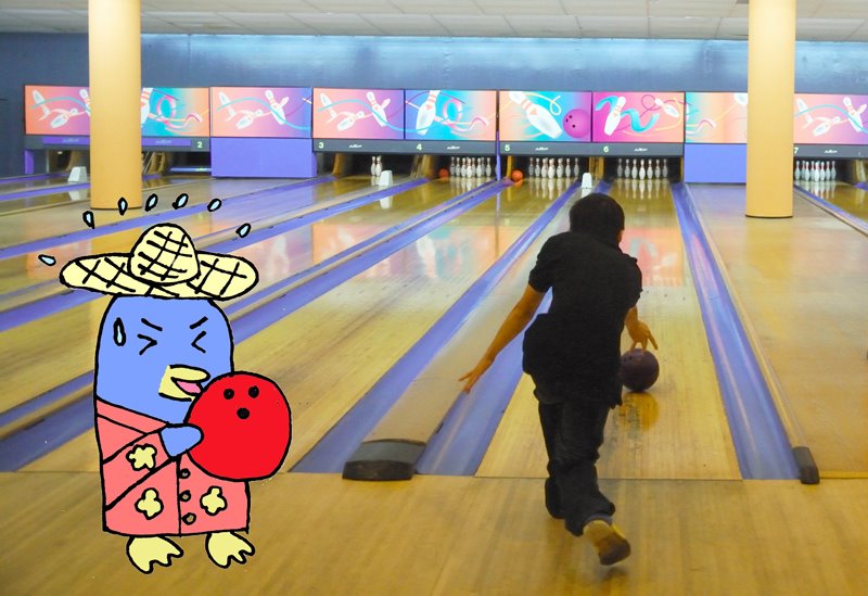 [Penguin+goes+bowling.jpg]