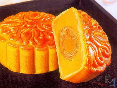 Le début d'un amitié...sincère ? Gateaux-de-la-lune