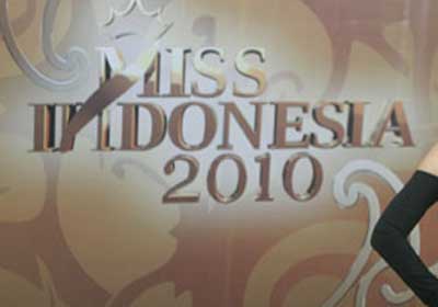 malam puncak miss indonesia 2010