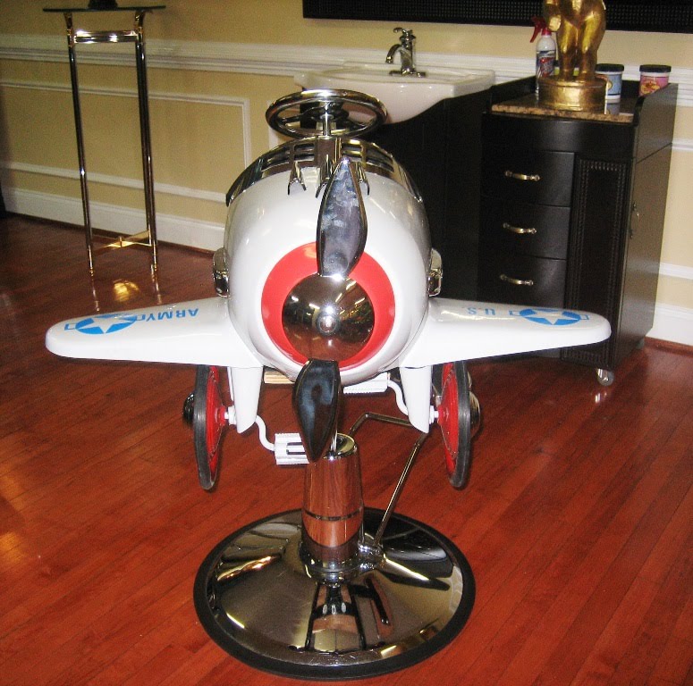 [airplane_tonsorial.jpg]