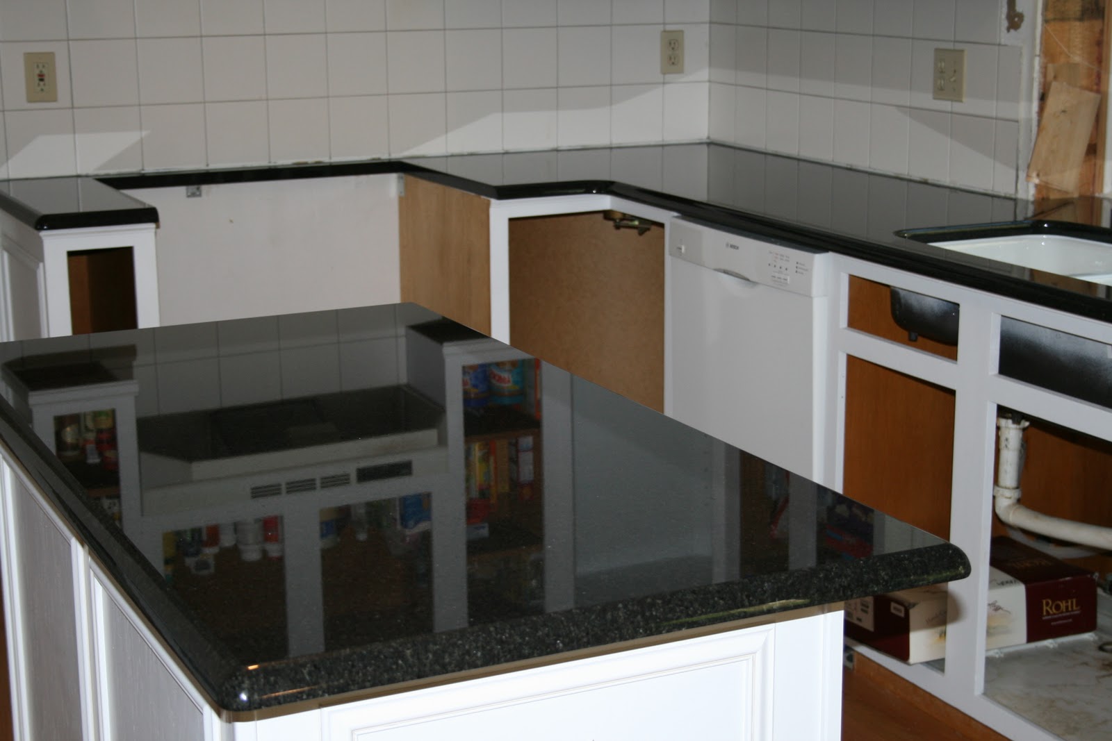 Finished kitchen cabinet doors Black Pearl Granite with White Cabinets