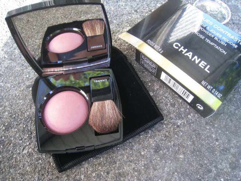 The Non-Blonde: Chanel Fall 2010 Rose Temptation 60 Joues Contraste Powder  Blush
