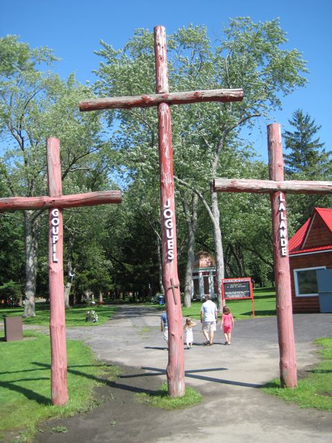 [crosses]