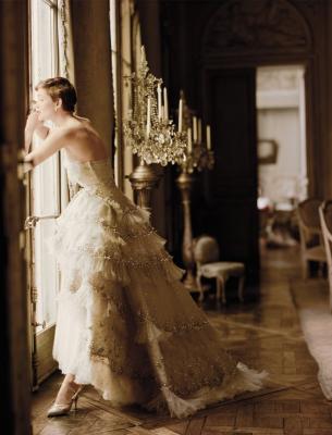 [Norman-Parkinson-Dior-Evening-Dress--May-1950-208131+(1).jpg]