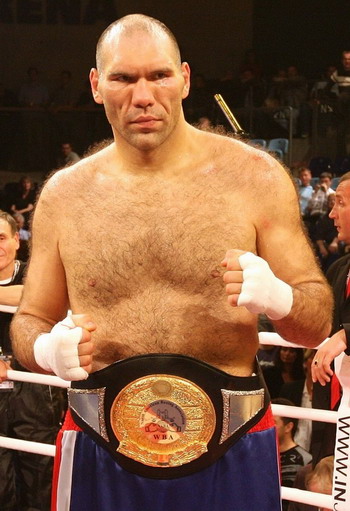 [Nikolai-Valuev86.jpg]