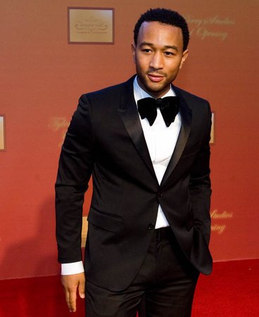 [johnlegend_ajc.jpg]