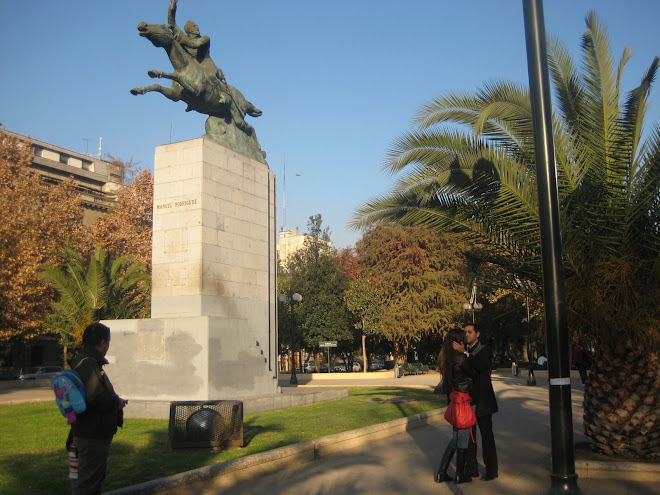 Monumento Manuel Rodriguez en el Parque Bustamante