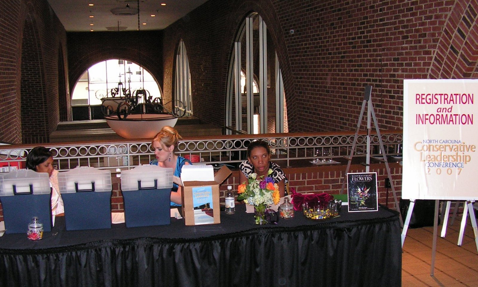 [07-04-29-civitas+(55).JPG]