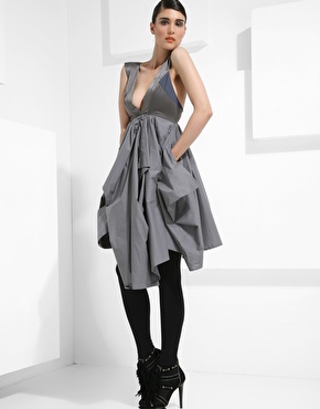 [grey+draped+dress.jpg]