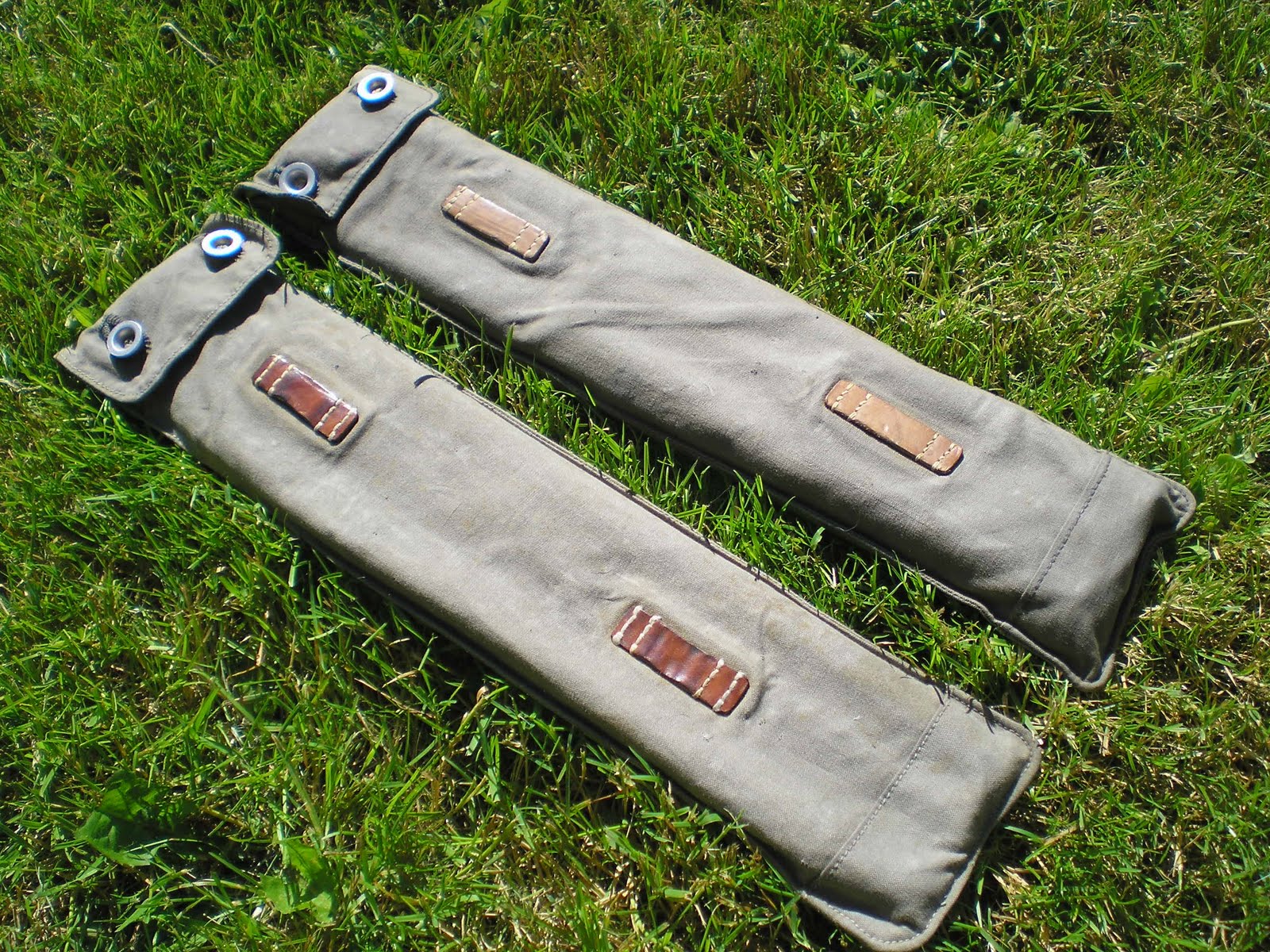 Four Bees WW2 Swiss Zeltbahn Pole Sets