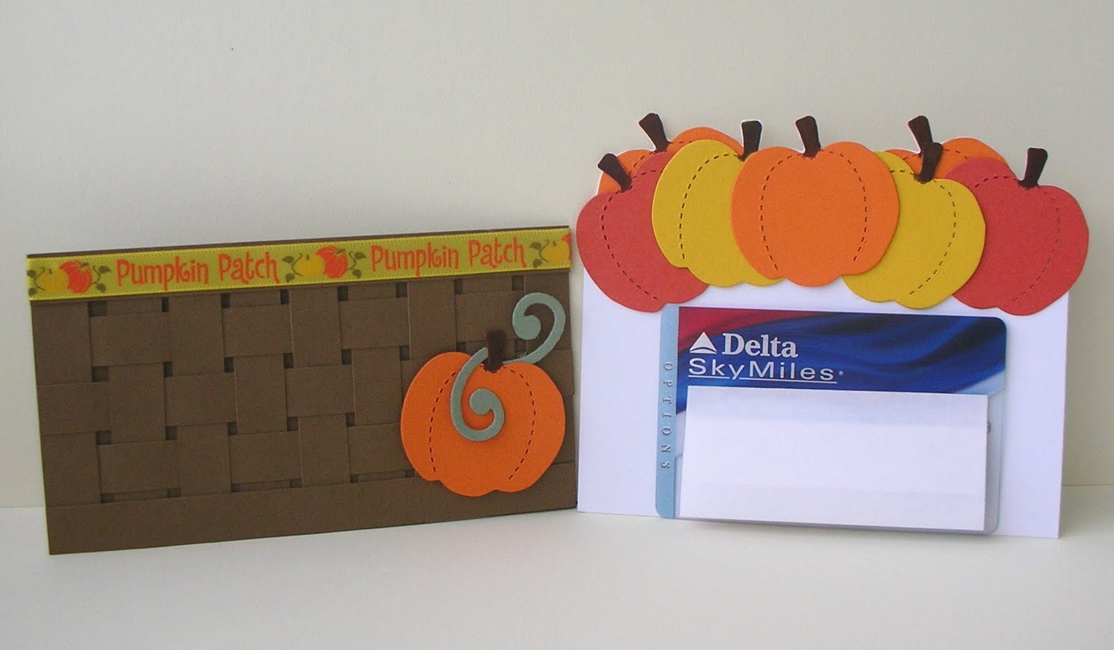 [pumpkin+gift+card+basket+3.JPG]