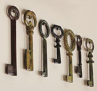Dose Of Design Love It Antique Keys