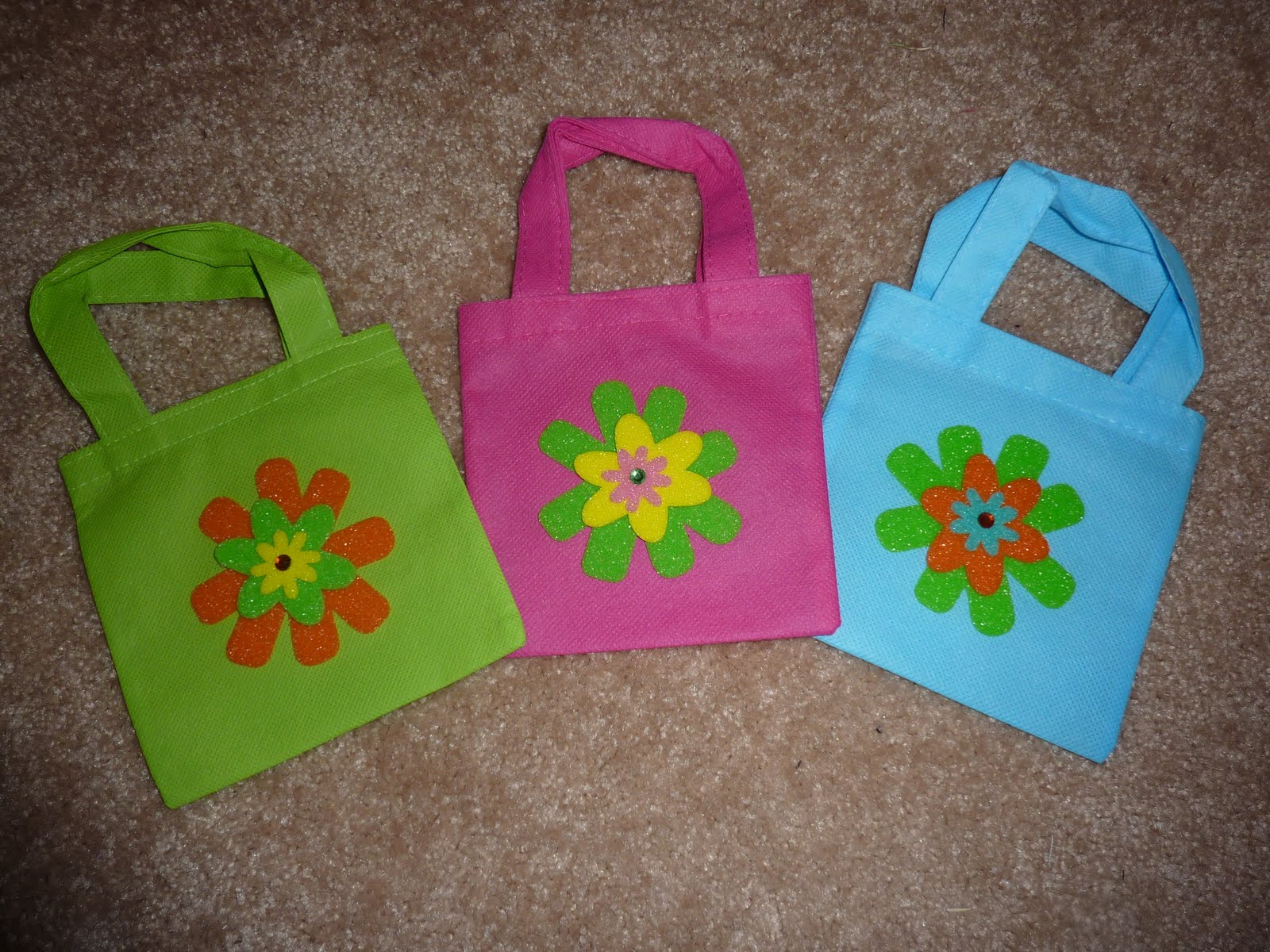 No time to be bored Kids craft flower purse