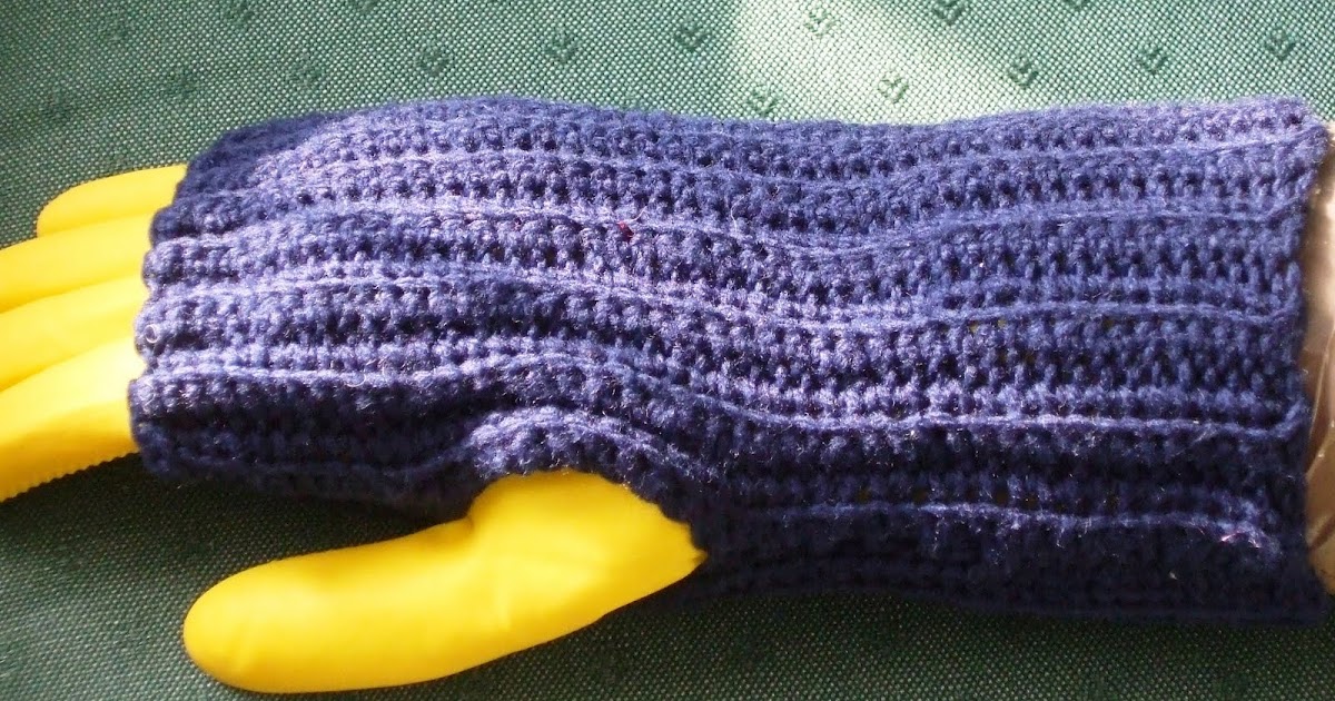 If I'm not writing, then I'm knitting The easiest hand warmers
