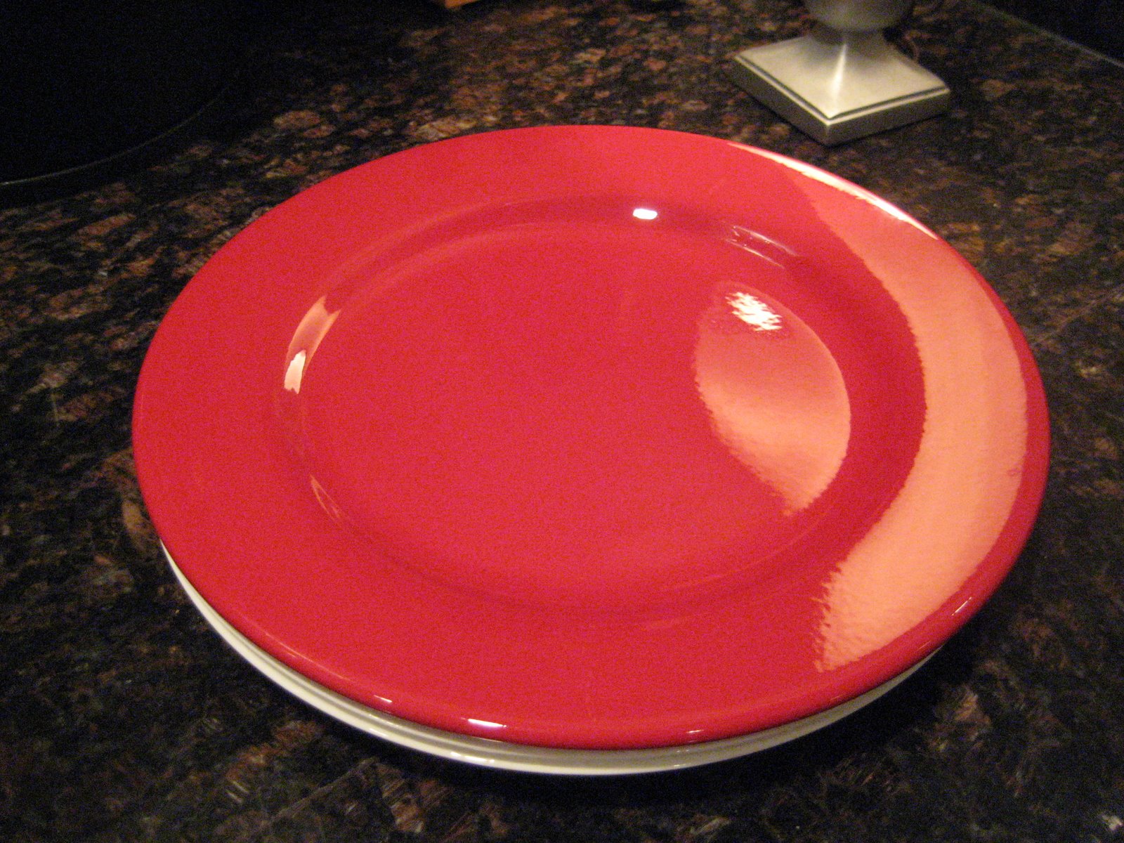 [redplate.JPG]