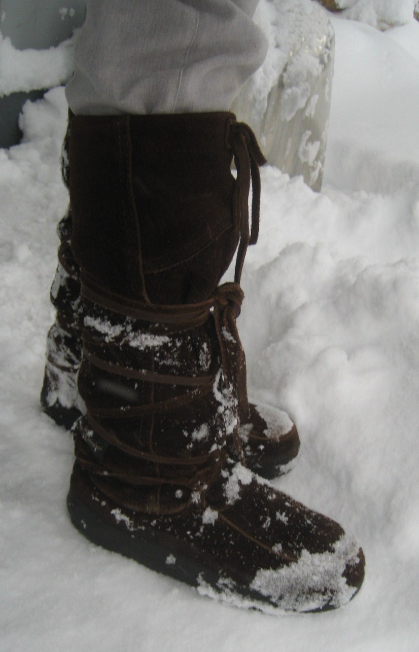 inuit winter boots