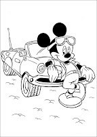 Planse imagini de colorat cu Mickey Mouse