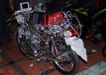 Honda Legenda Full Entertainment Modification Honda Legenda Full Entertainment Modification