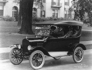 Ford Model T 'Tin Lizzies' Credit Line: Library of Congress, Prints & Photographs Division, [reproduction number, LC-USZ62-62258]