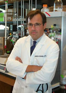 U-M research team’s leader, James R. Baker, Jr., M.D., director of the Michigan Nanotechnology Institute for Medicine and Biological Sciences. Photo, University of Michigan Health System