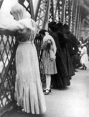 Jews praying on Williamsburg Bridge, New York City, on New Year's Day