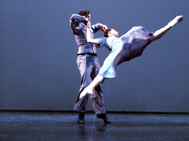 a comparison of classical ballet and modern dance hip hop and jazz style A comparison of classical ballet and modern dance - hip hop and jazz style pages 4 words 1,112 view full essay more essays like this: not sure what i'd do without . a comparison of classical ballet and modern dance hip hop and jazz style A comparison of classical ballet and modern dance - hip hop and jazz style pages 4 words 1,112 view full essay more essays like this: not sure what i'd do without .