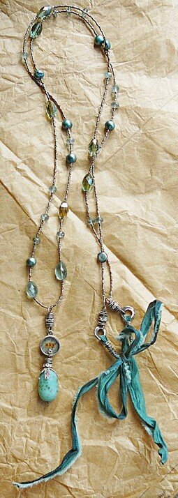 [NINA_RIBBON_EGG1.JPG]