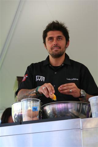[IMG_8500+(Small).JPG]