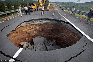 Sinkholes China on In Other Interesting Underground News A Pipeline Unexpectedly Broke In
