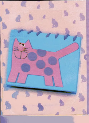 Para Decorar Tus Cuadernos O Carpetas Un Lindo Gatito Para Decorar Tus Cuadernos O Carpetas Un Lindo Gatito