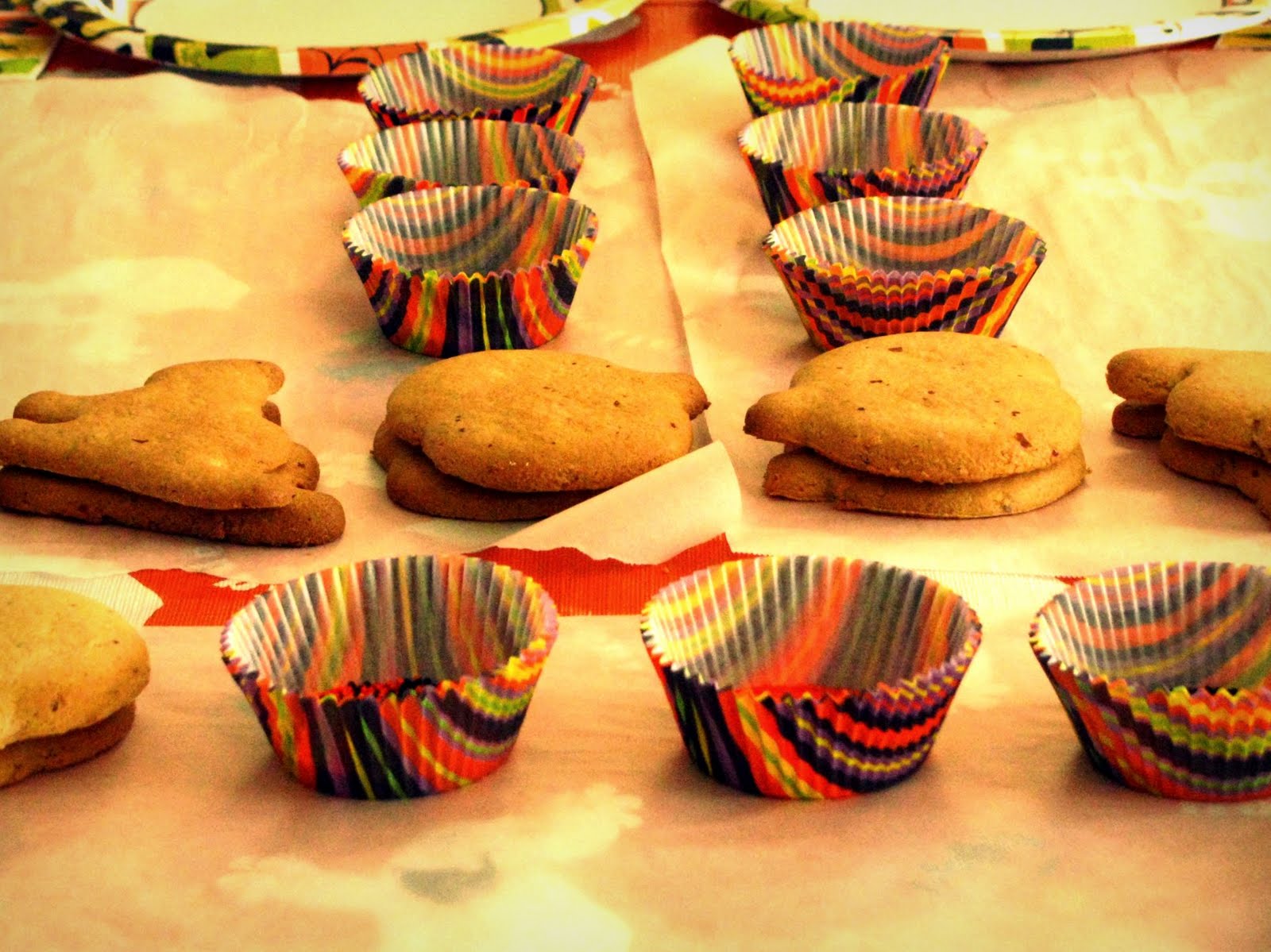 [cookiesbeforefrosting.jpg]