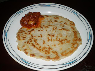 sarapan-pagi-lempeng-kelapa-cicah-sambal-sardin.jpg (640×480)