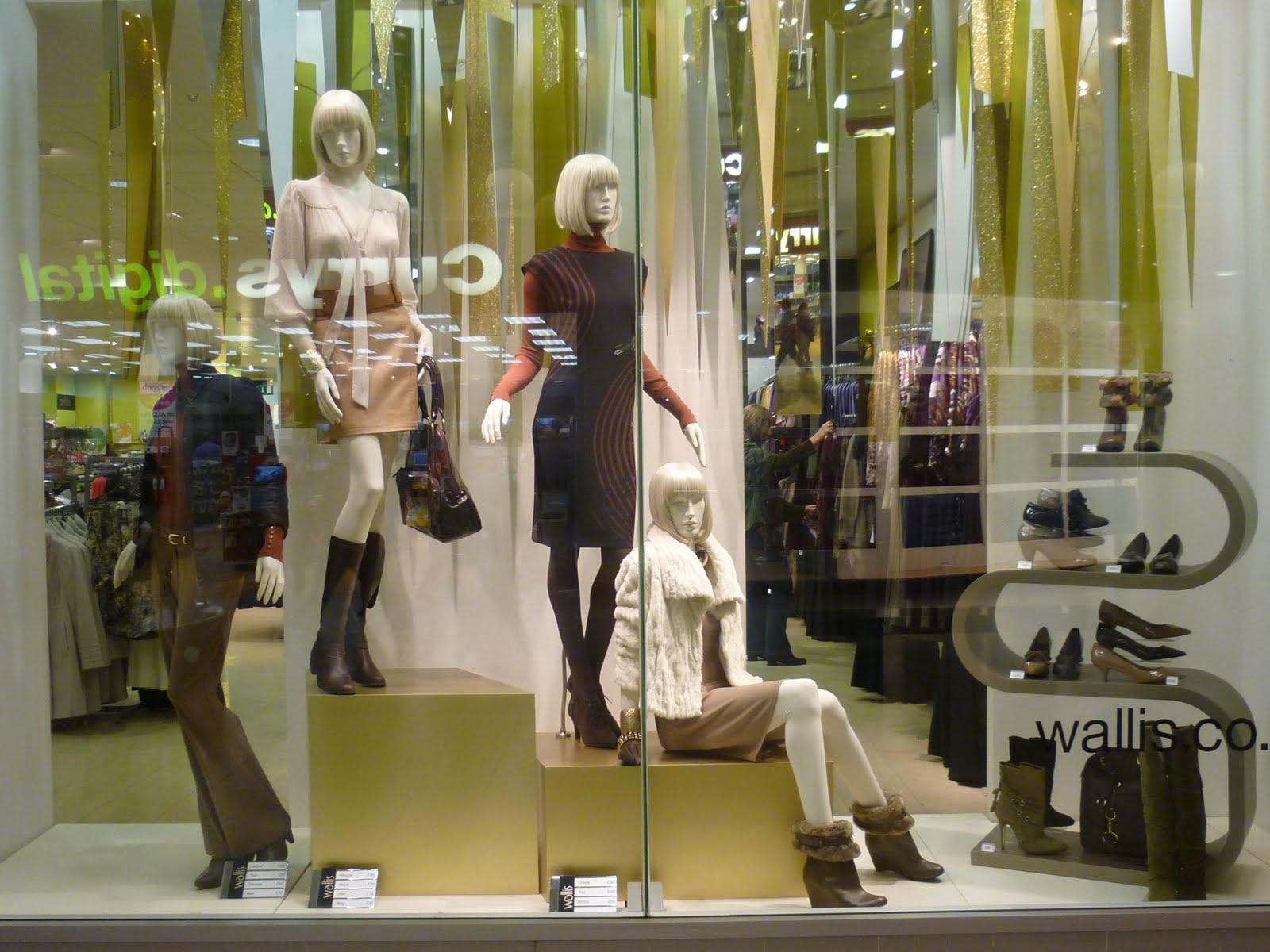 Gemma's Blog of Fashion! window dressing.