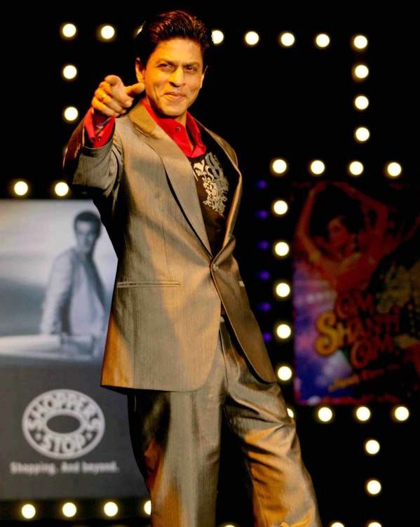 [Shahrukh+Khan+ruling+the+digital+domains.jpg]