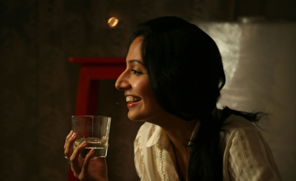zarine khan in ready movie wallpaper. Dhobi Ghat Movie Wallpapers -