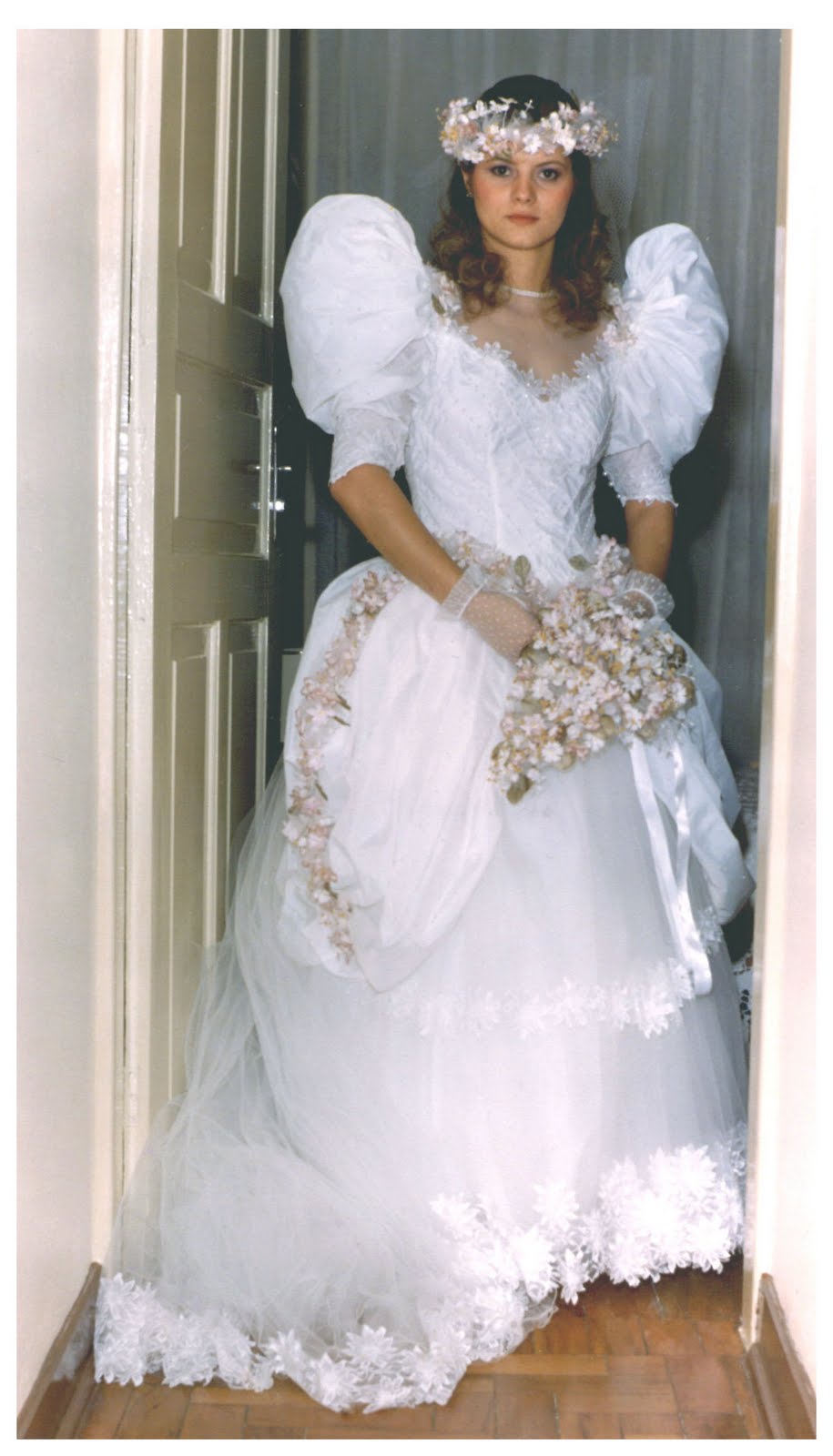 MARISOL, Vestido de noiva estilo princesa