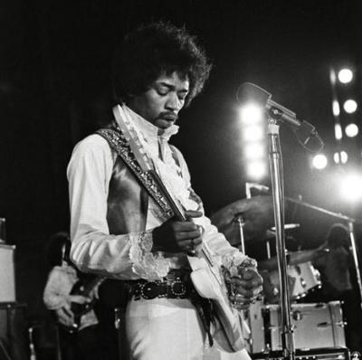 [Jimi-Hendrix.jpg]