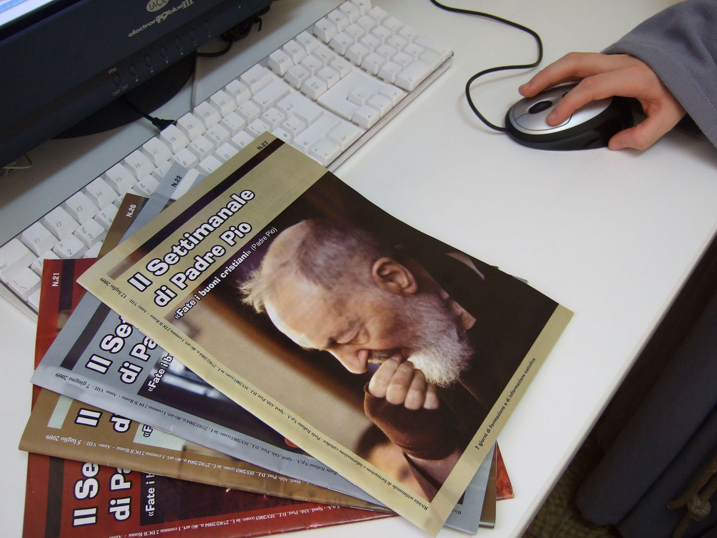 [settimanale+P.+Pio]