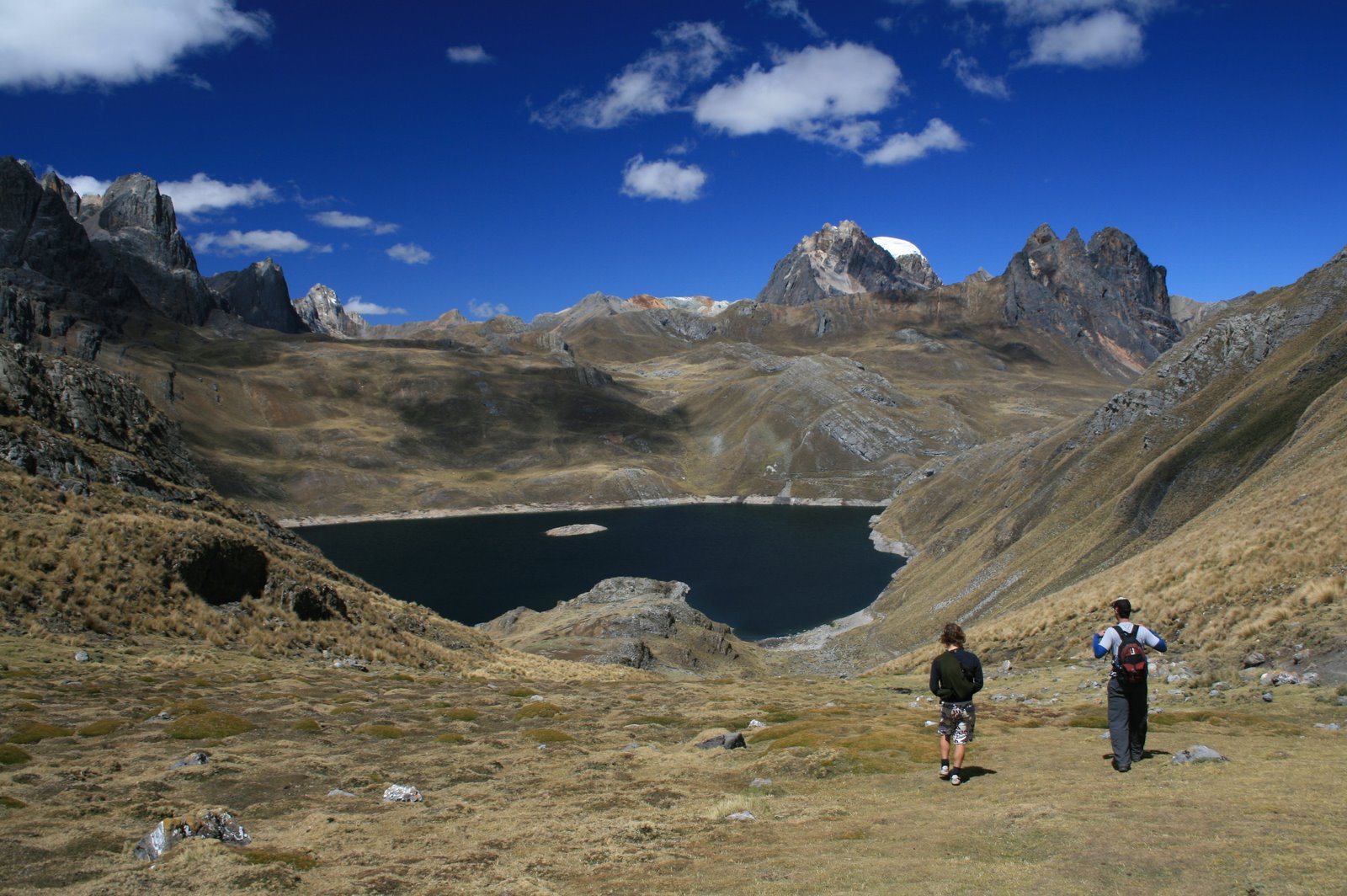 [Huaraz+Huayhuash+hike+172.jpg]