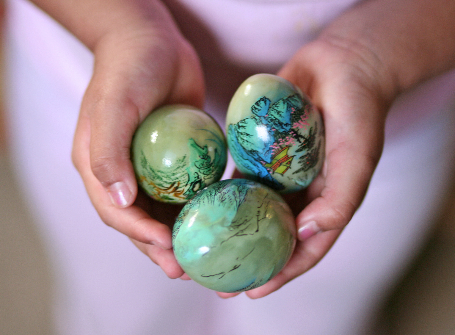 Modish Vintage my vintage collection decorative eggs