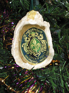 mardi gras oyster wreath
