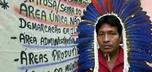 [Indígenas+Líder+Macuxi+no+estado+de+Roraima,+zona+norte+da+Amazônia+©+AFP.jpg]