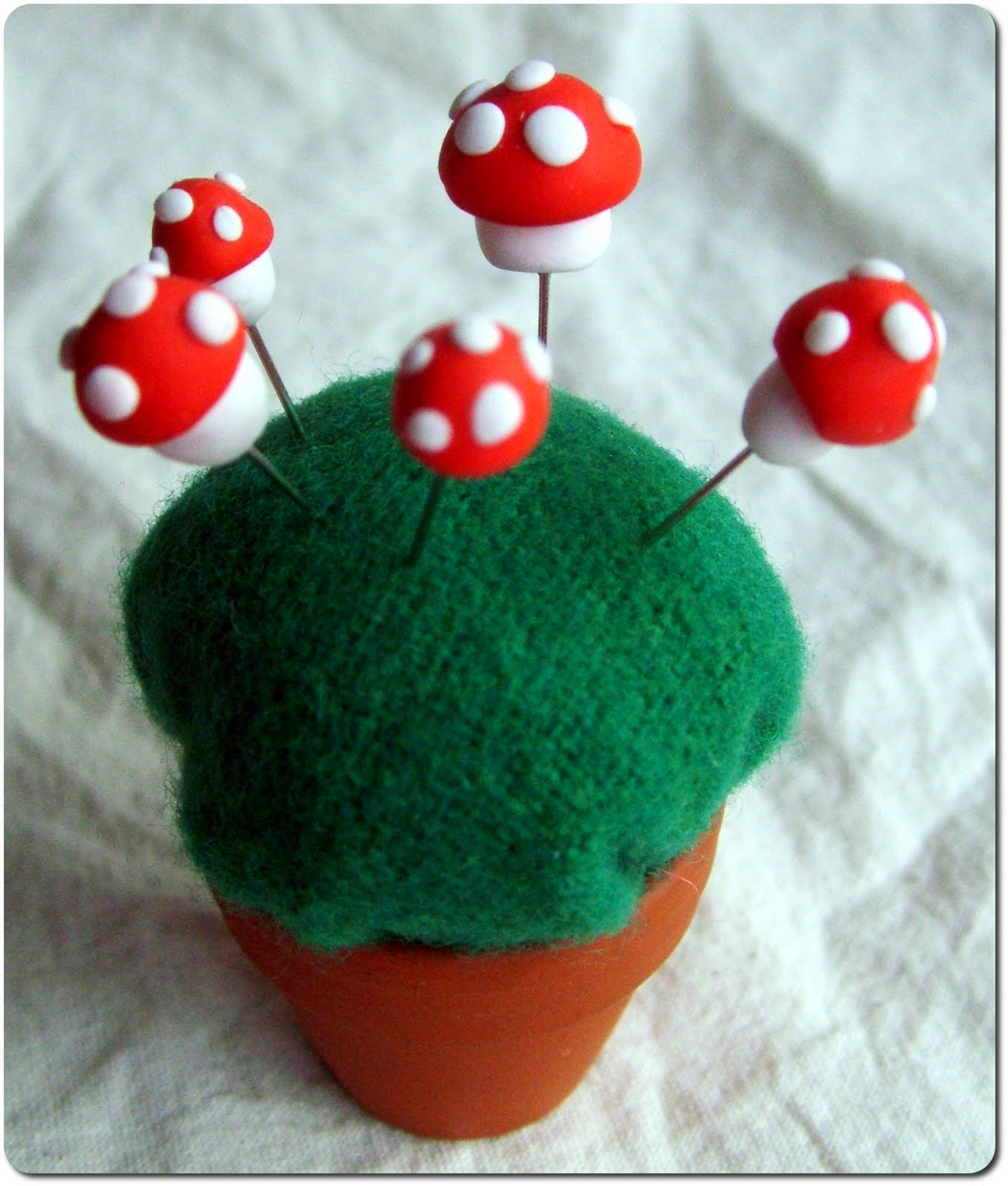 Muffins and More More cute sewing pins