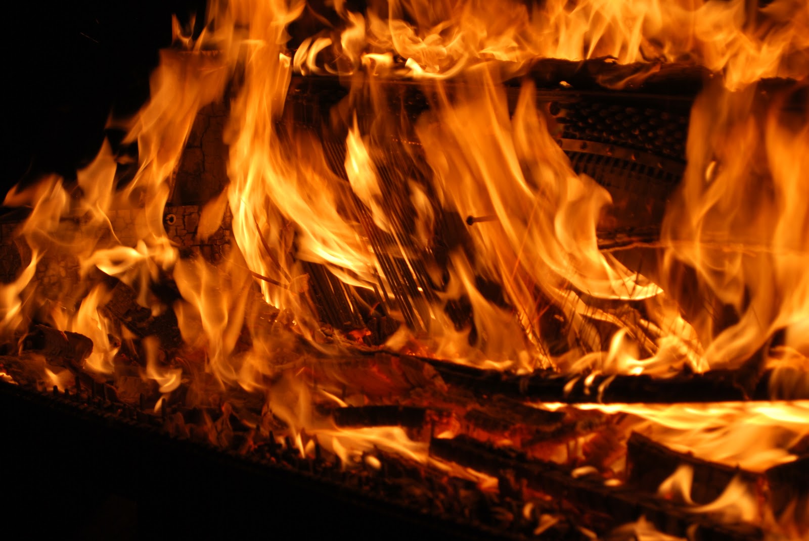 piano burning